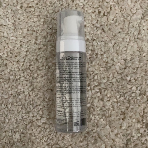 Gentle Foaming Eyelash Cleanser - Picture 2 of 2
